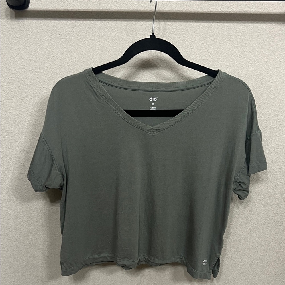 dip V-Neck Short Sleeve Tee - Dark Green